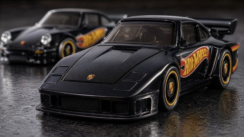 ホットウィールのスラントノーズ「930 Turbo」の935譲りのフラットノーズ