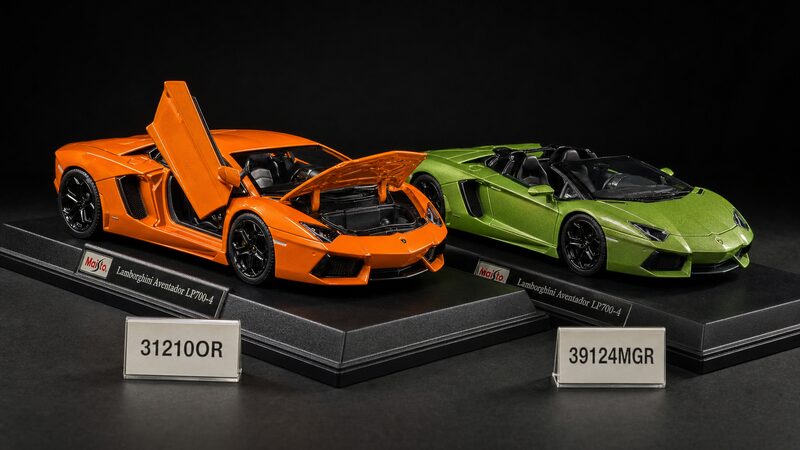 マイスト アヴェンタドールLP700-4の型番違いモデル比較